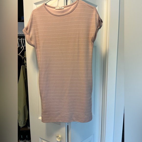 Deer Apple Pink Striped tshirt dress. Size small. - Picture 1 of 4